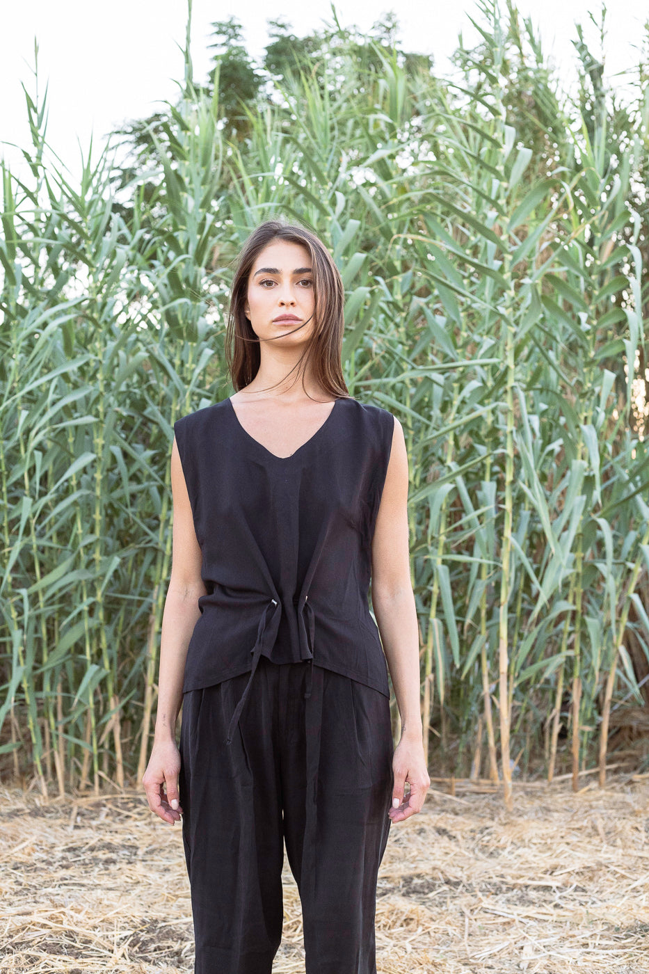 Black Sleevless Top